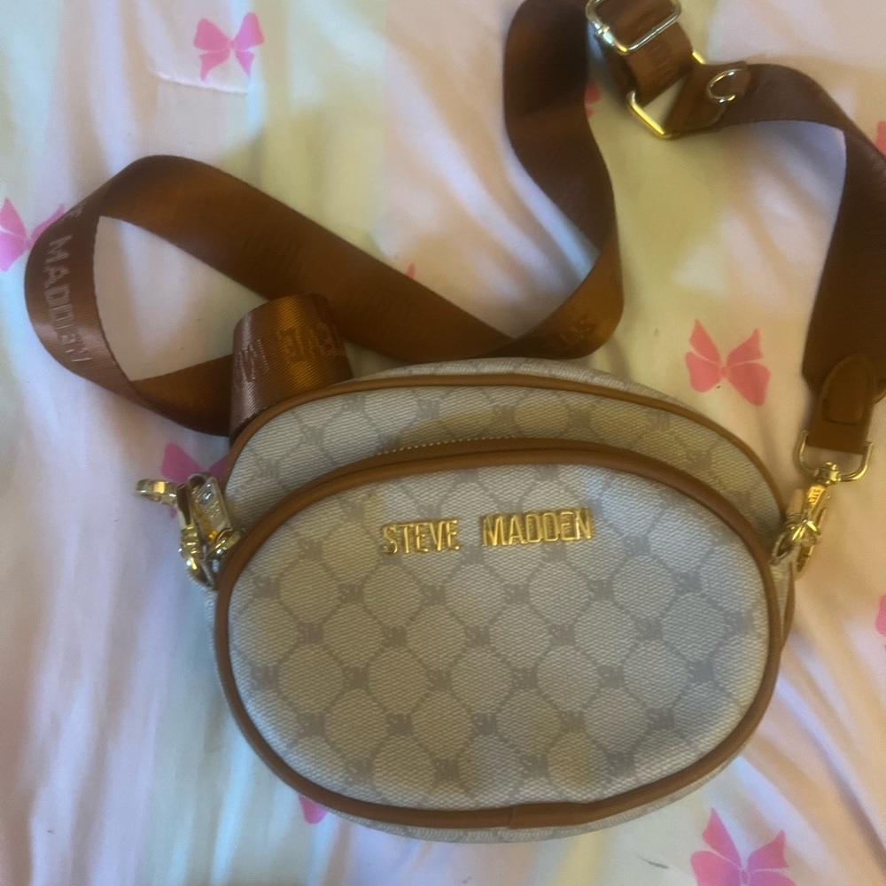 Steve Madden Cream and Tan Crossbody Bag